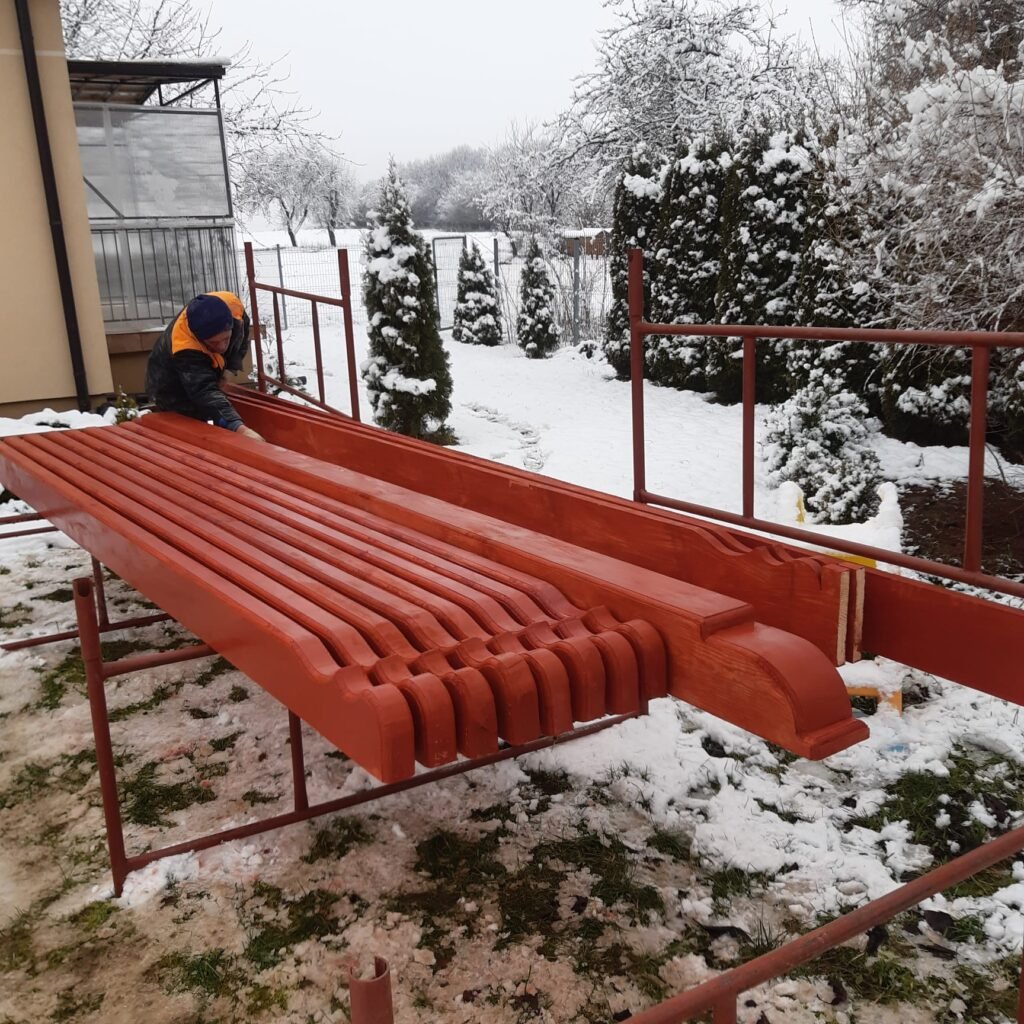 Rzeźbiona Konstrukcja Dachowa